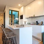 Exotic Flat With Shared Pool & Garden Porto