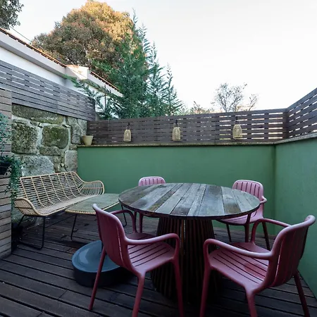 Exotic Flat With Shared Pool & Garden