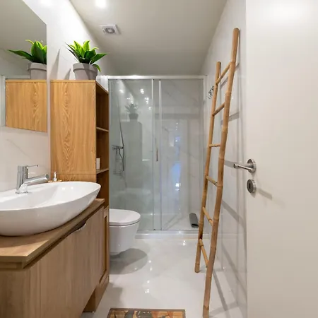 Exotic Flat With Shared Pool & Garden * Oporto