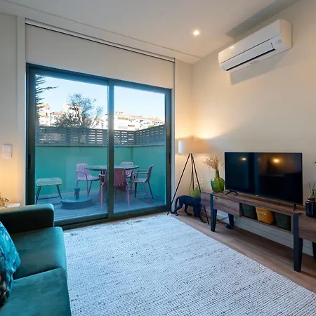 Exotic Flat With Shared Pool & Garden *