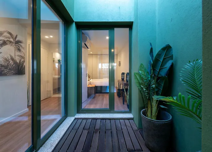 Exotic Flat With Shared Pool & Garden *