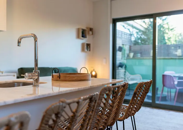 Exotic Flat With Shared Pool & Garden شقة بورتو