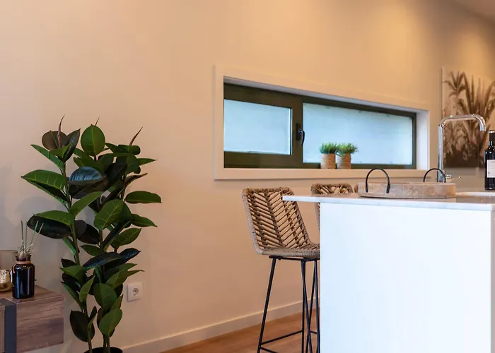 شقة Exotic Flat With Shared Pool & Garden