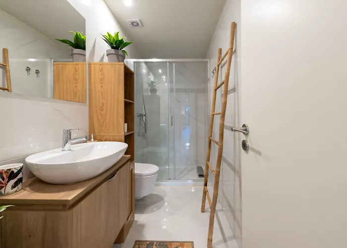 Exotic Flat With Shared Pool & Garden * بورتو